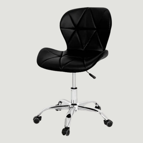 Cadeira Vegas Slim Preto em ambiente