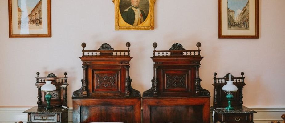 Sonhar Com Móveis Antigos - Quais Os Significados?